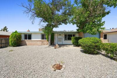 1237 HUPMOBILE Drive NE, Albuquerque