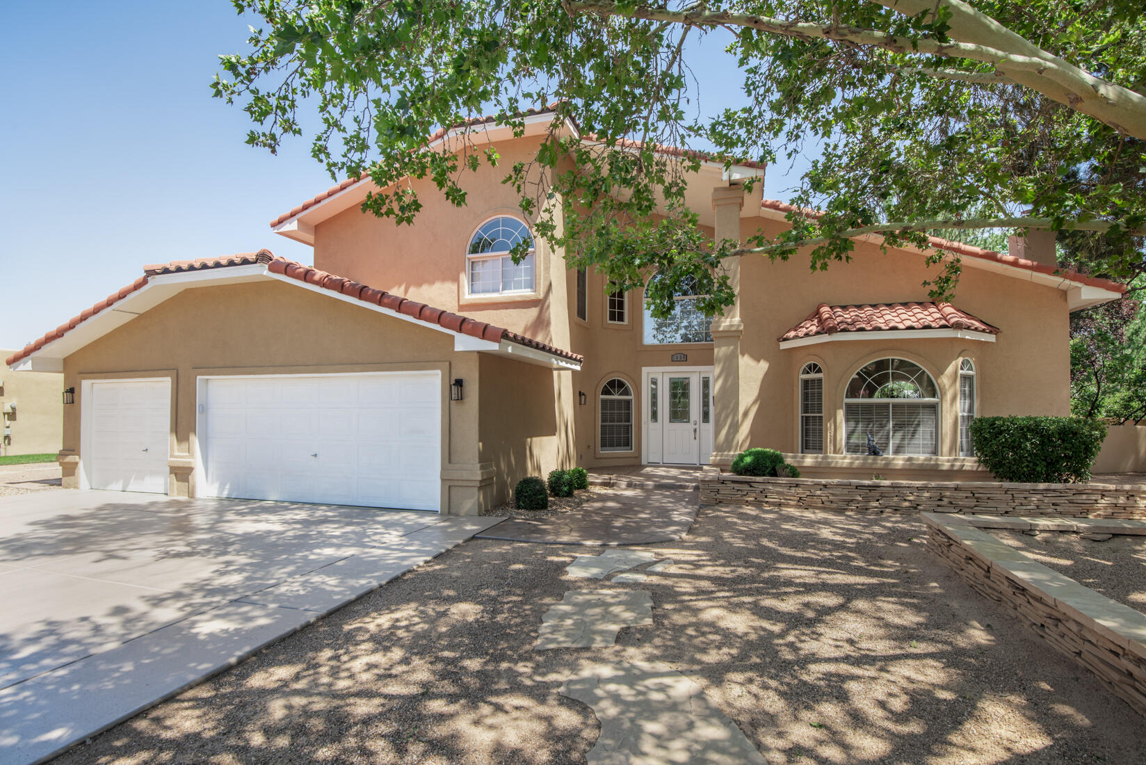 1639 TIERRA DEL RIO NW - Main Image