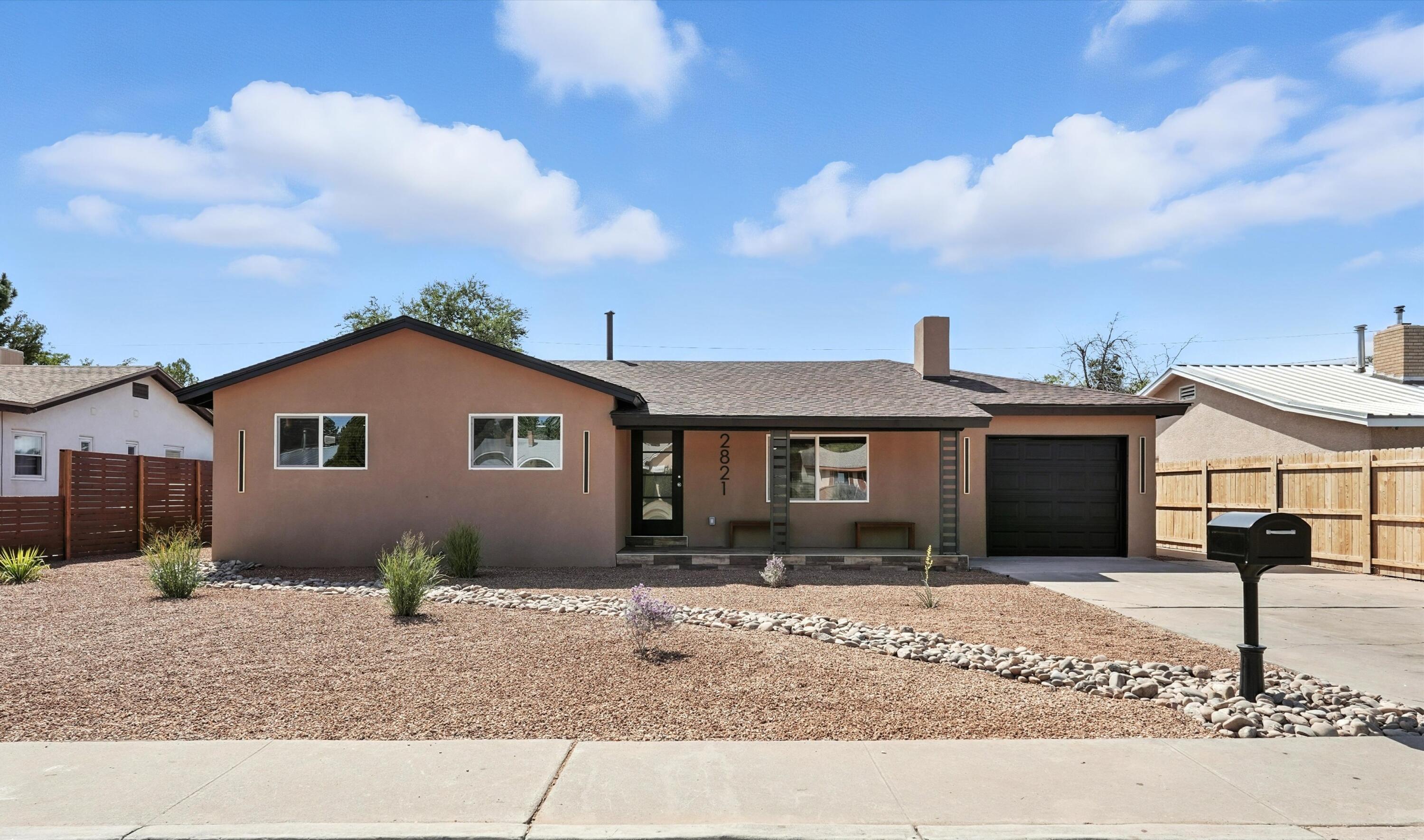 2821 CUERVO Drive NE - Main Image