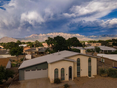 8217 OTERO Avenue NE, Albuquerque