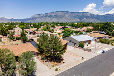 10801 Hagen Road NE, Albuquerque