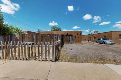 207 Vermont Street NE, Albuquerque