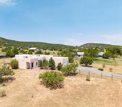 31 BABALOS Drive, Tijeras
