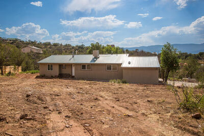 10 SHARP Road, Sandia Park 