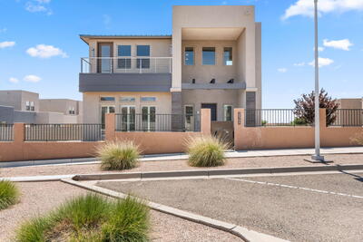 2504 PARKWAY Avenue, Rio Rancho