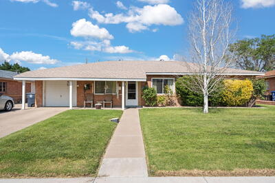 2527 GENERAL BRADLEY Street NE, Albuquerque