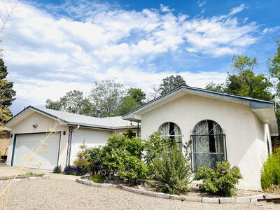 9232 HILTON Avenue NE, Albuquerque