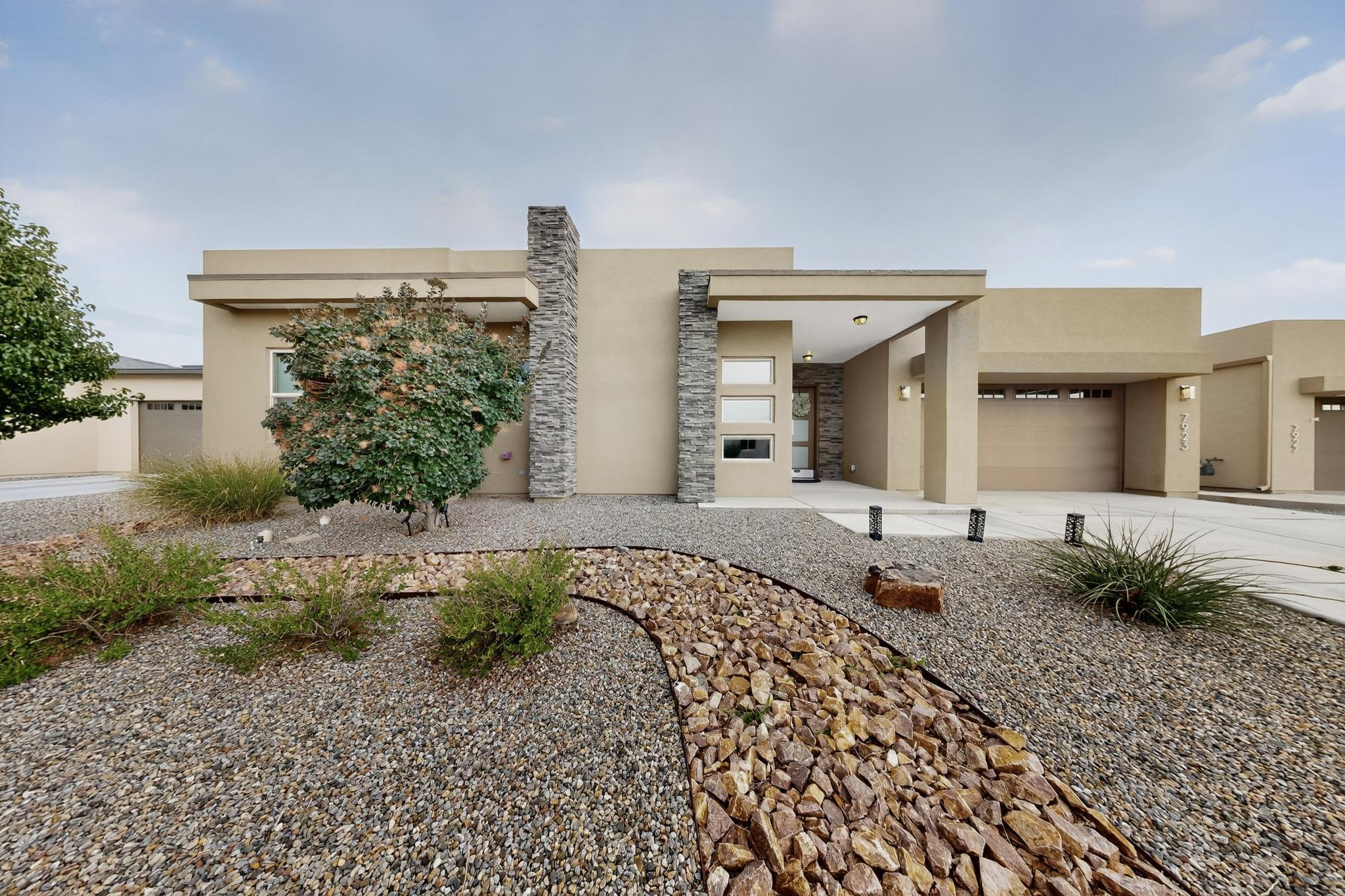 7923 TEABERRY Road NW - Main Image