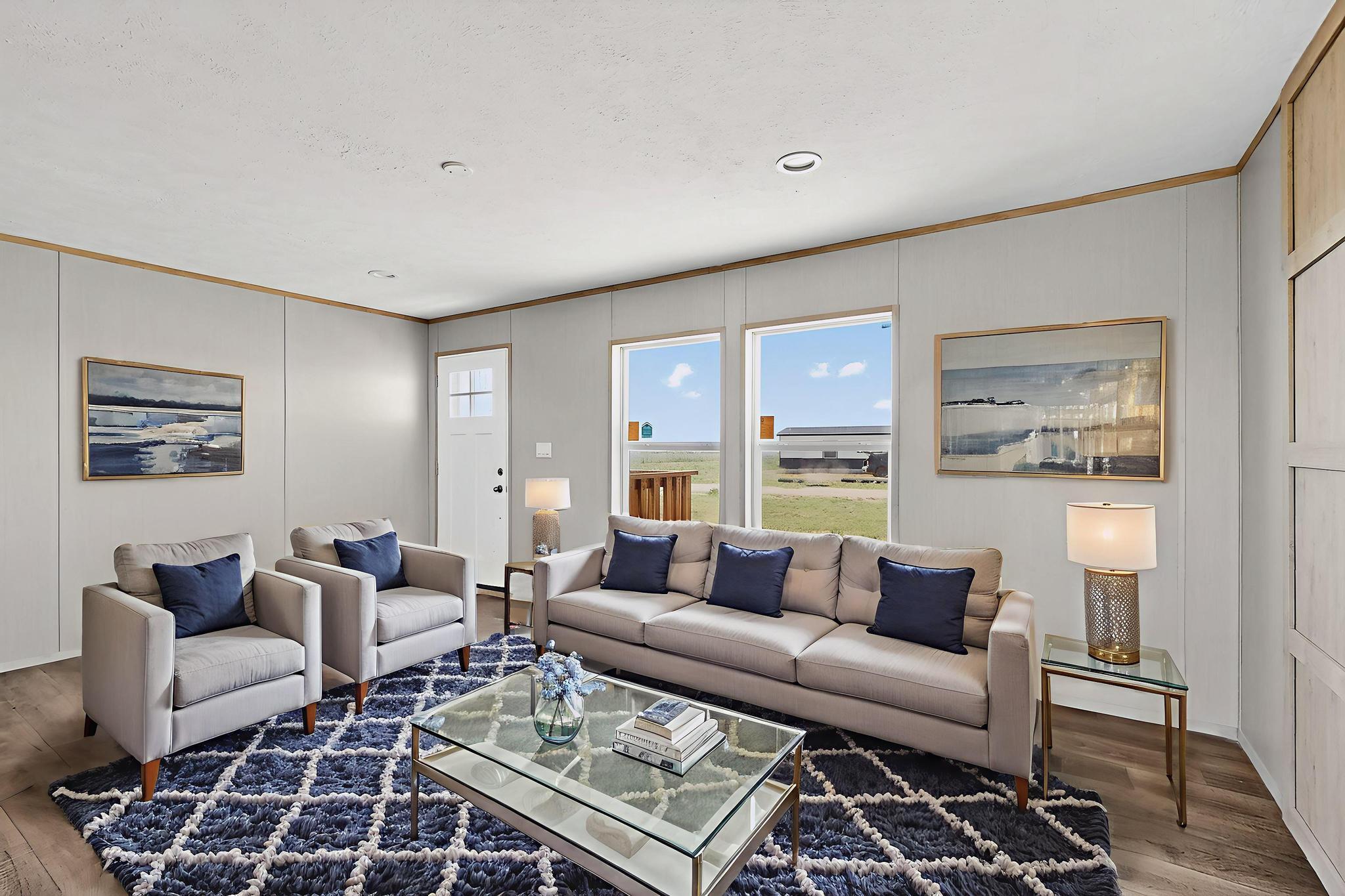 96 14th Avenue NW - Main Image