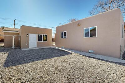 902 PALO DURO Avenue NW, Albuquerque