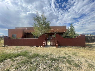14 Cactus Flower Road, Ranchos de Taos