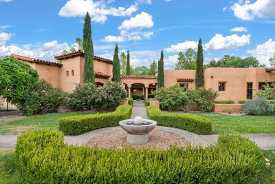 5405 EAKES Road NW, Los Ranchos