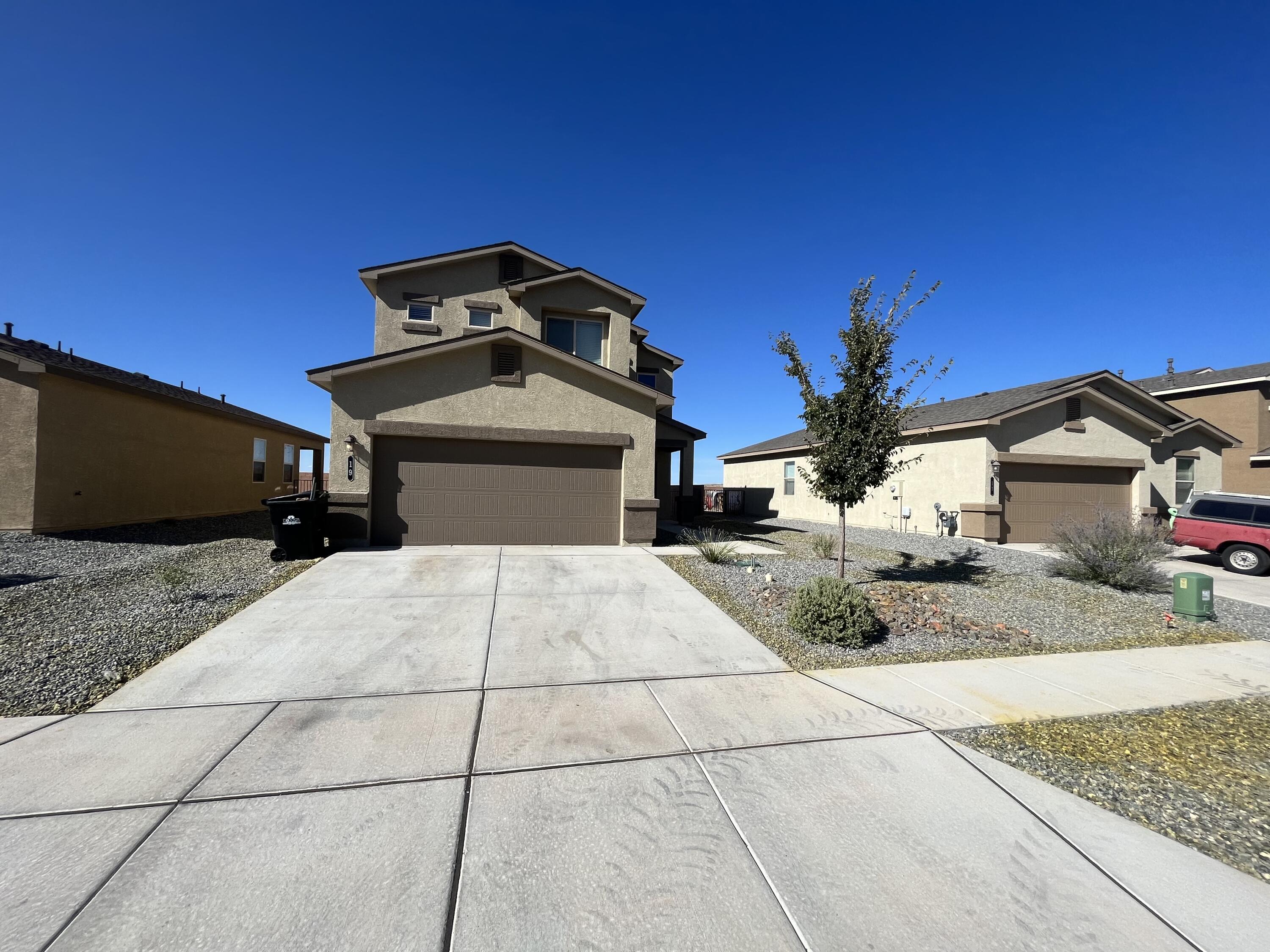 19 HERMANOS Loop - Main Image