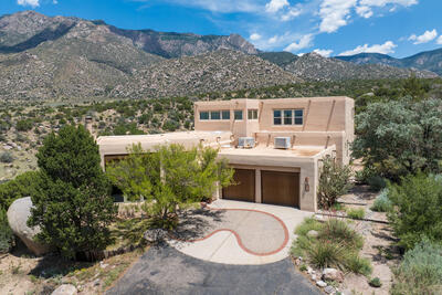 307 Big Horn Ridge Drive NE, Albuquerque