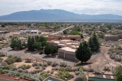 179 TIERRA ENCANTADA, Corrales