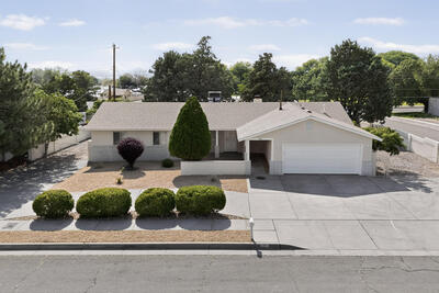 845 MARIE PARK Drive NE, Albuquerque
