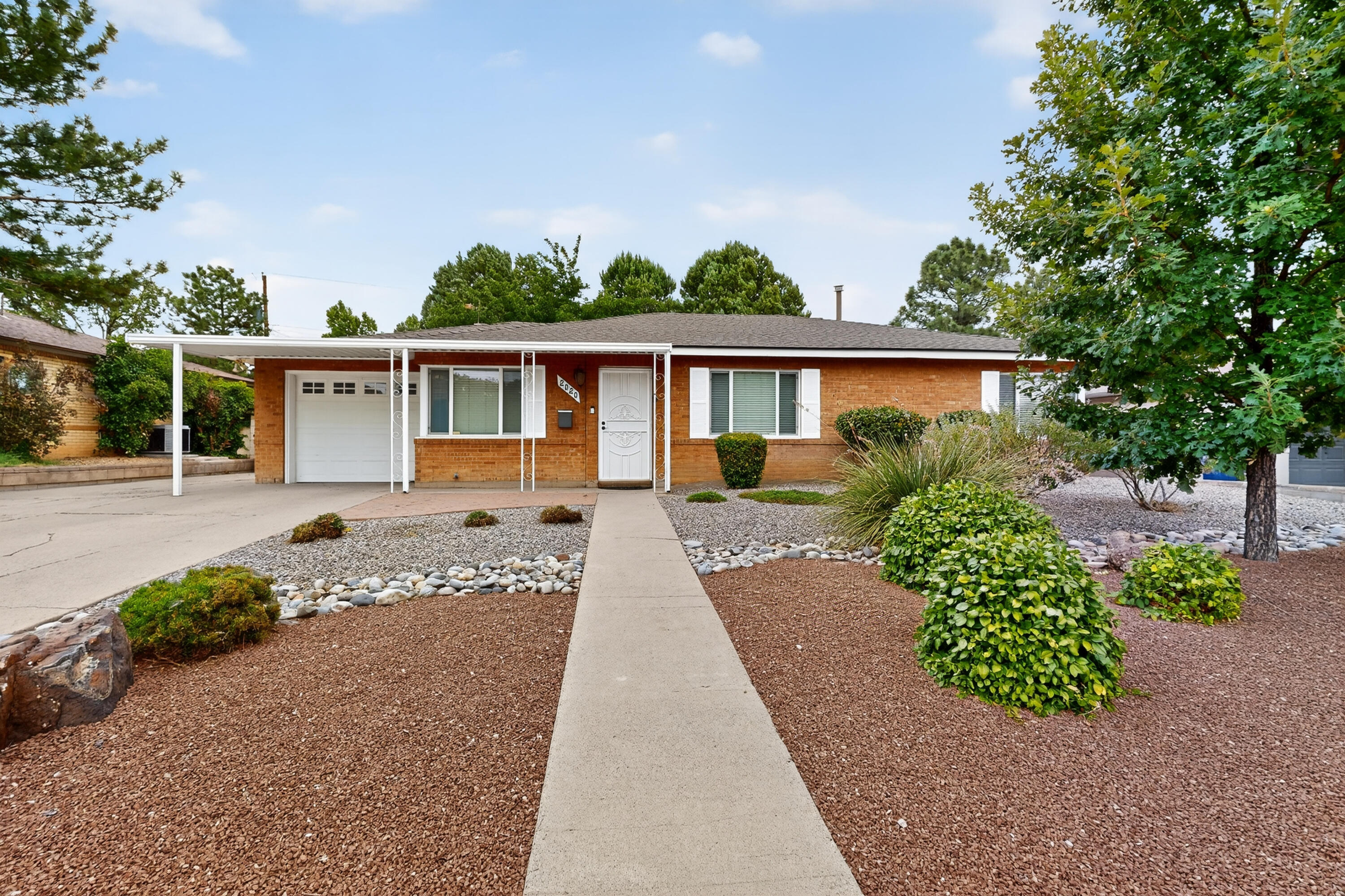 2020 Hendola Drive NE - Main Image