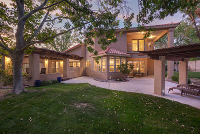 10100 MASTERS Drive NE, Albuquerque
