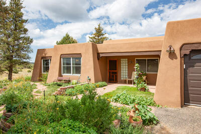 493B FROST Road B, Sandia Park