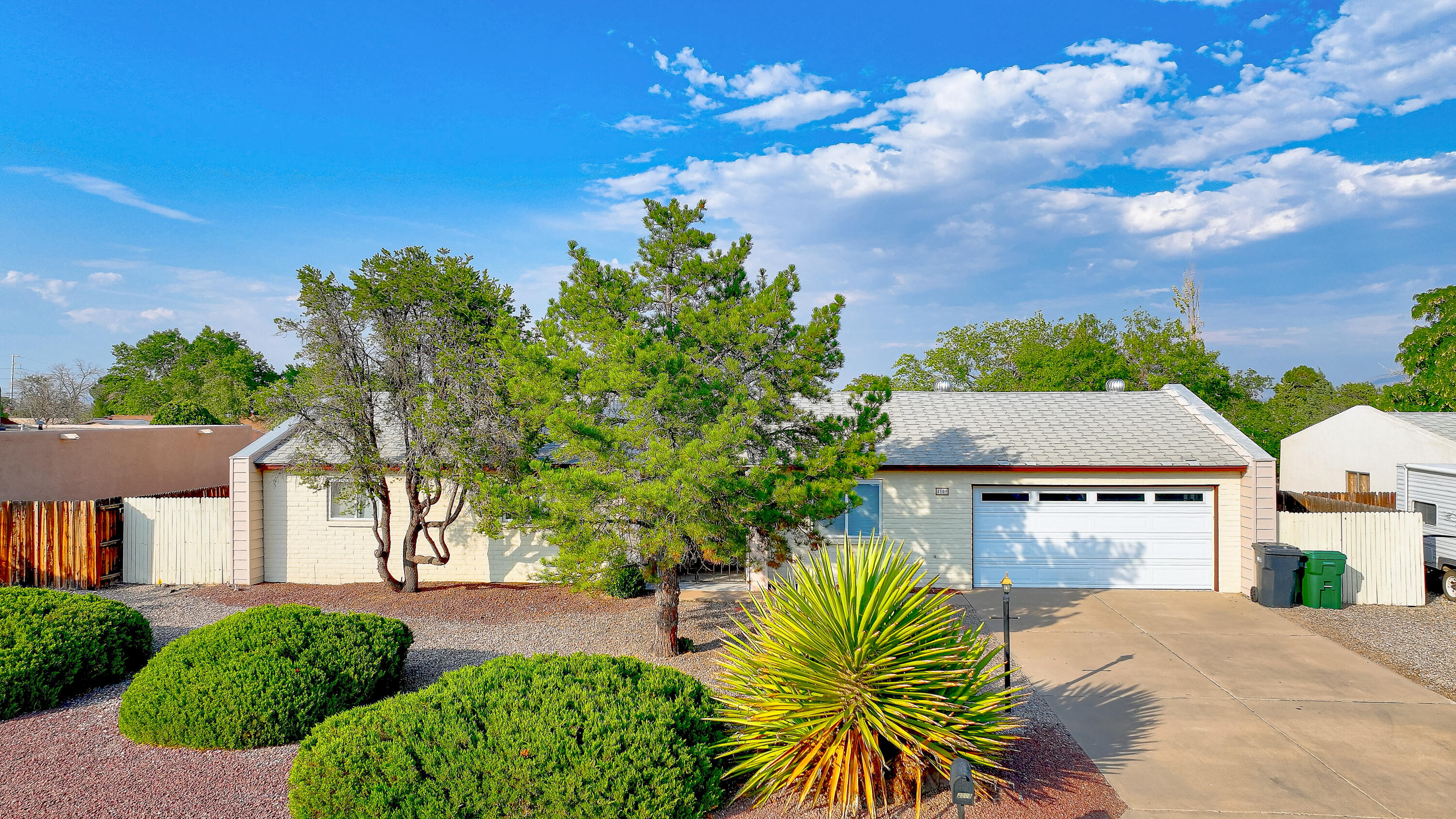4109 LAS CIMBRAS Court SE - Main Image