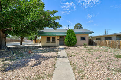 601 DALLAS Street NE, Albuquerque 