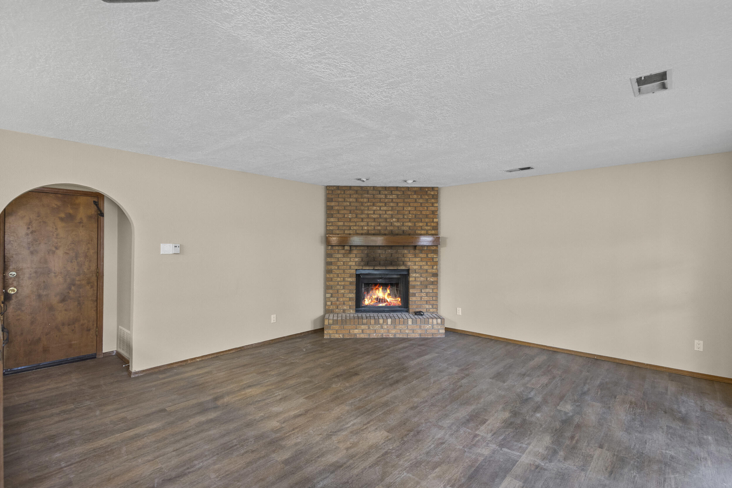 10409 PALO VERDE Place NW - Main Image