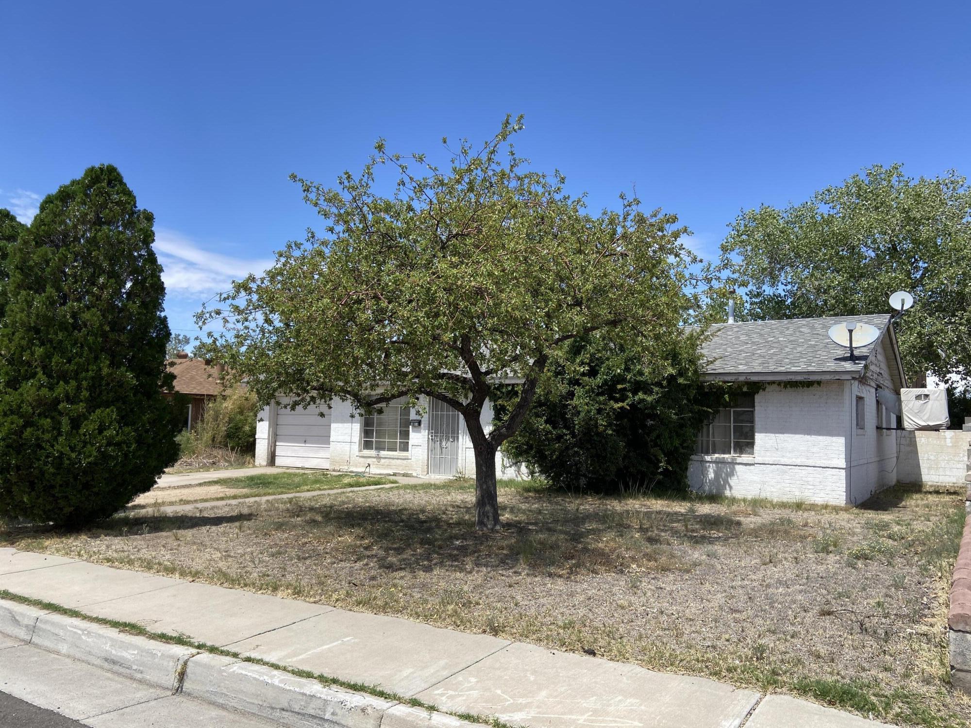 7815 Prospect Avenue NE - Main Image