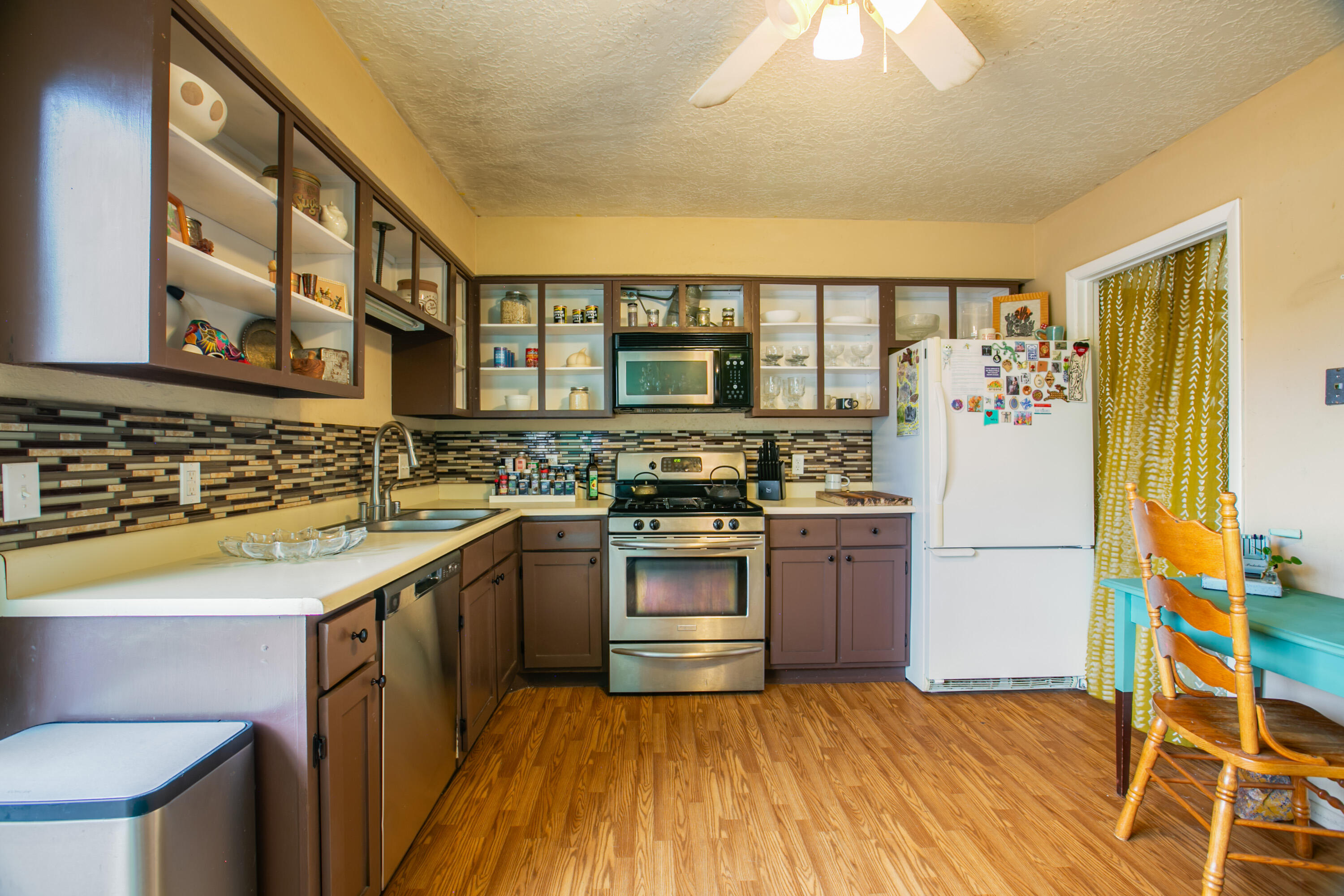 1121 CHELWOOD PARK Boulevard NE - Main Image