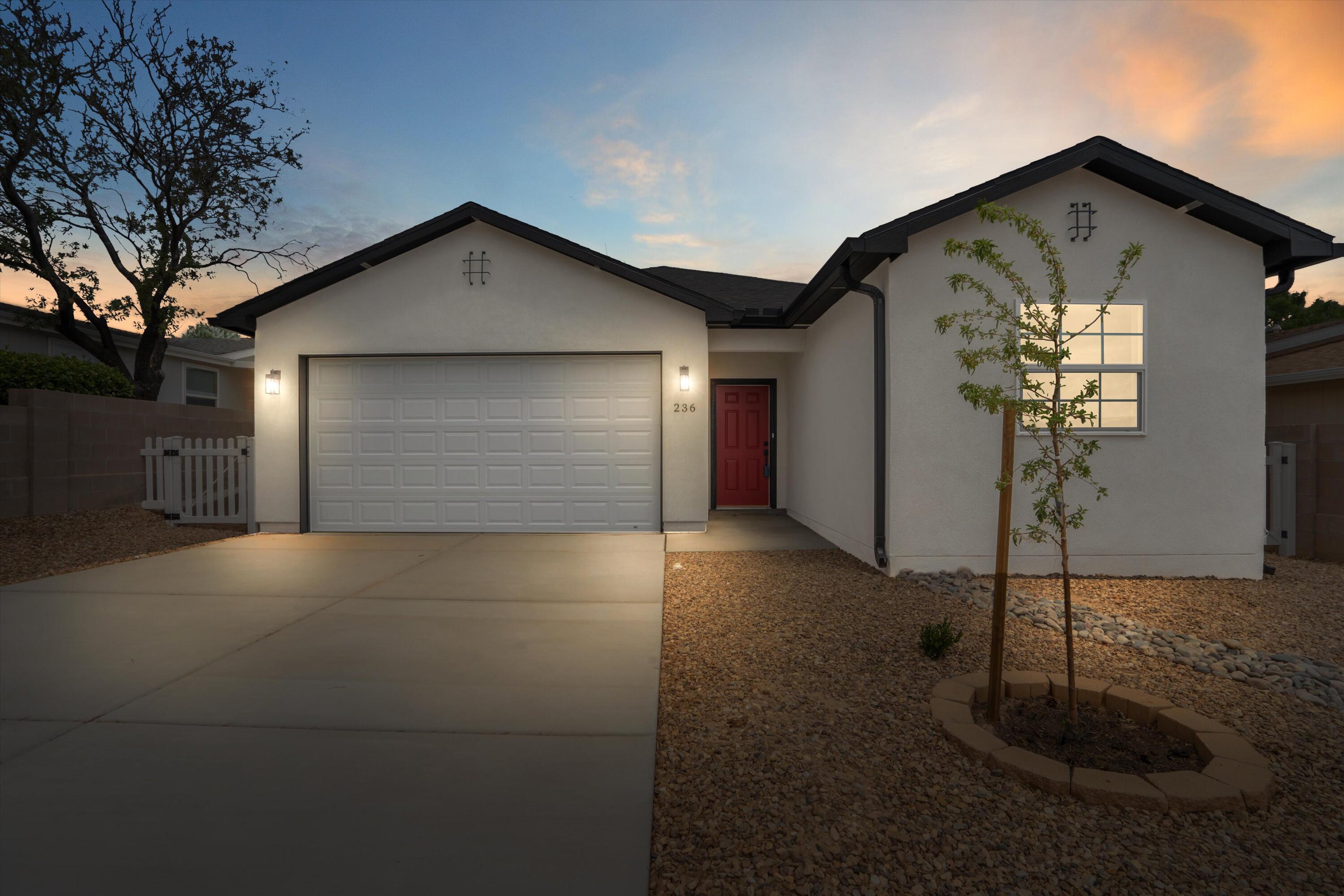236 Sunrise Bluffs Drive - Main Image