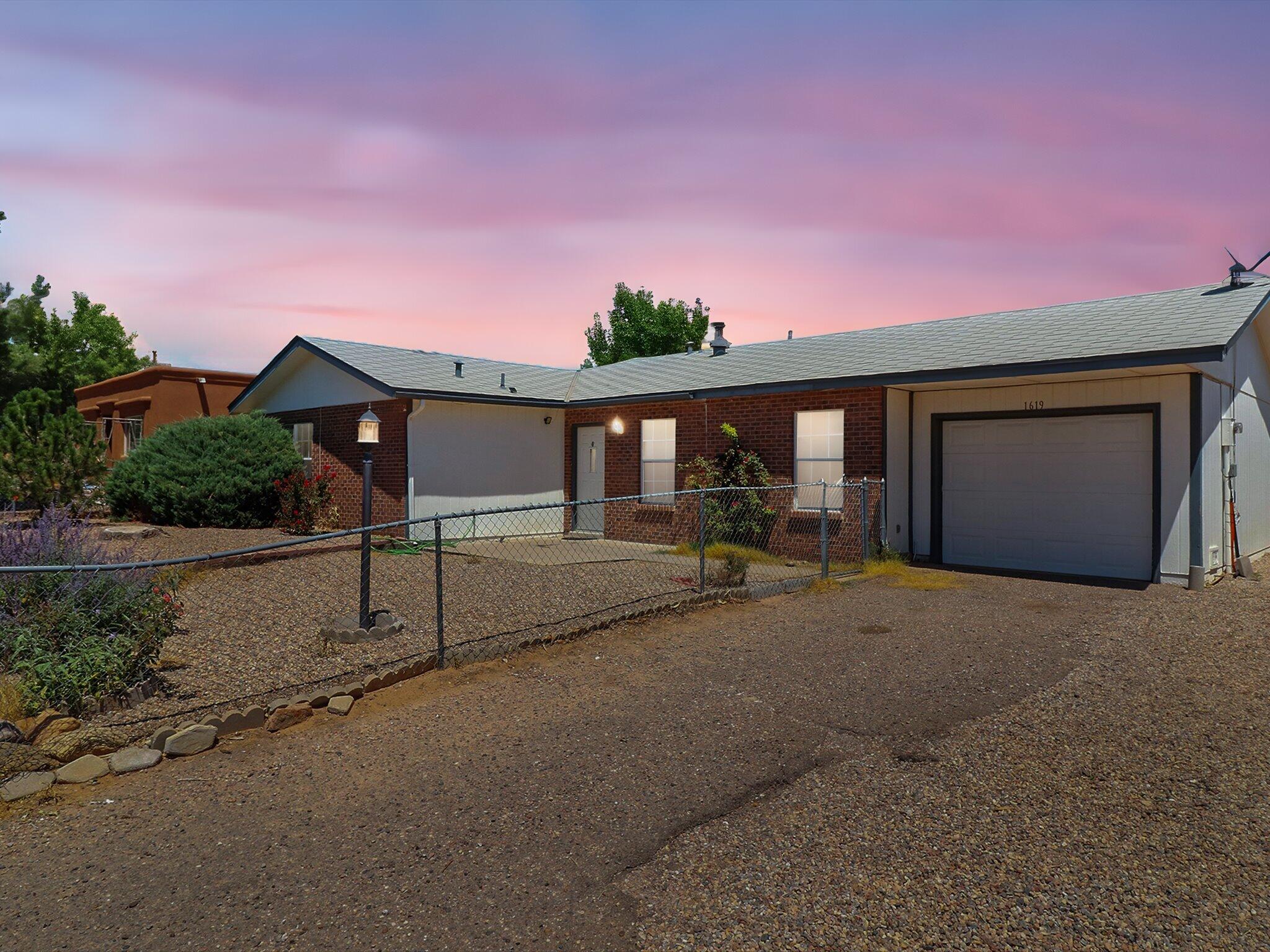 1619 BOREALIS Avenue SE - Main Image
