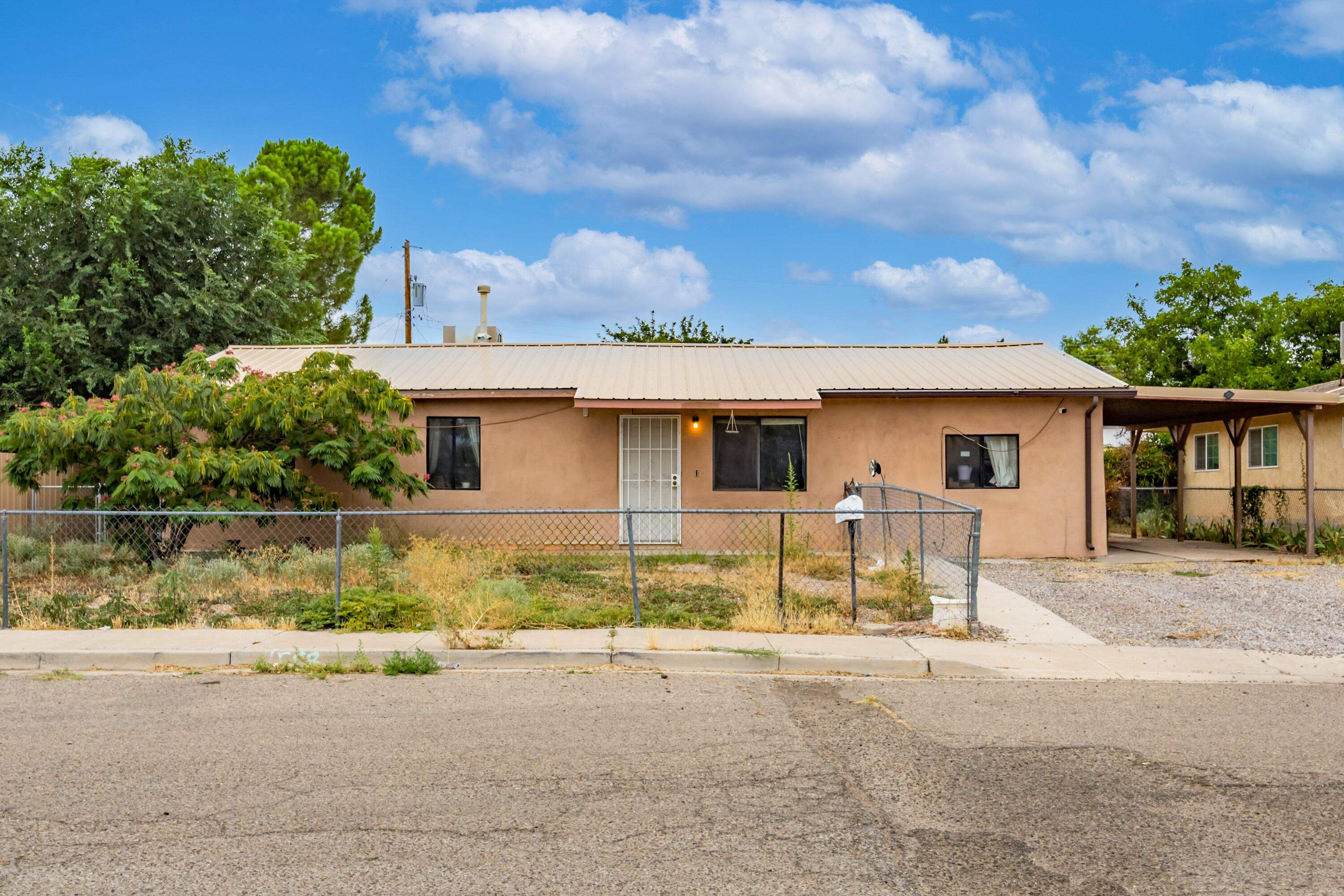 503 N 11TH Street - Main Image