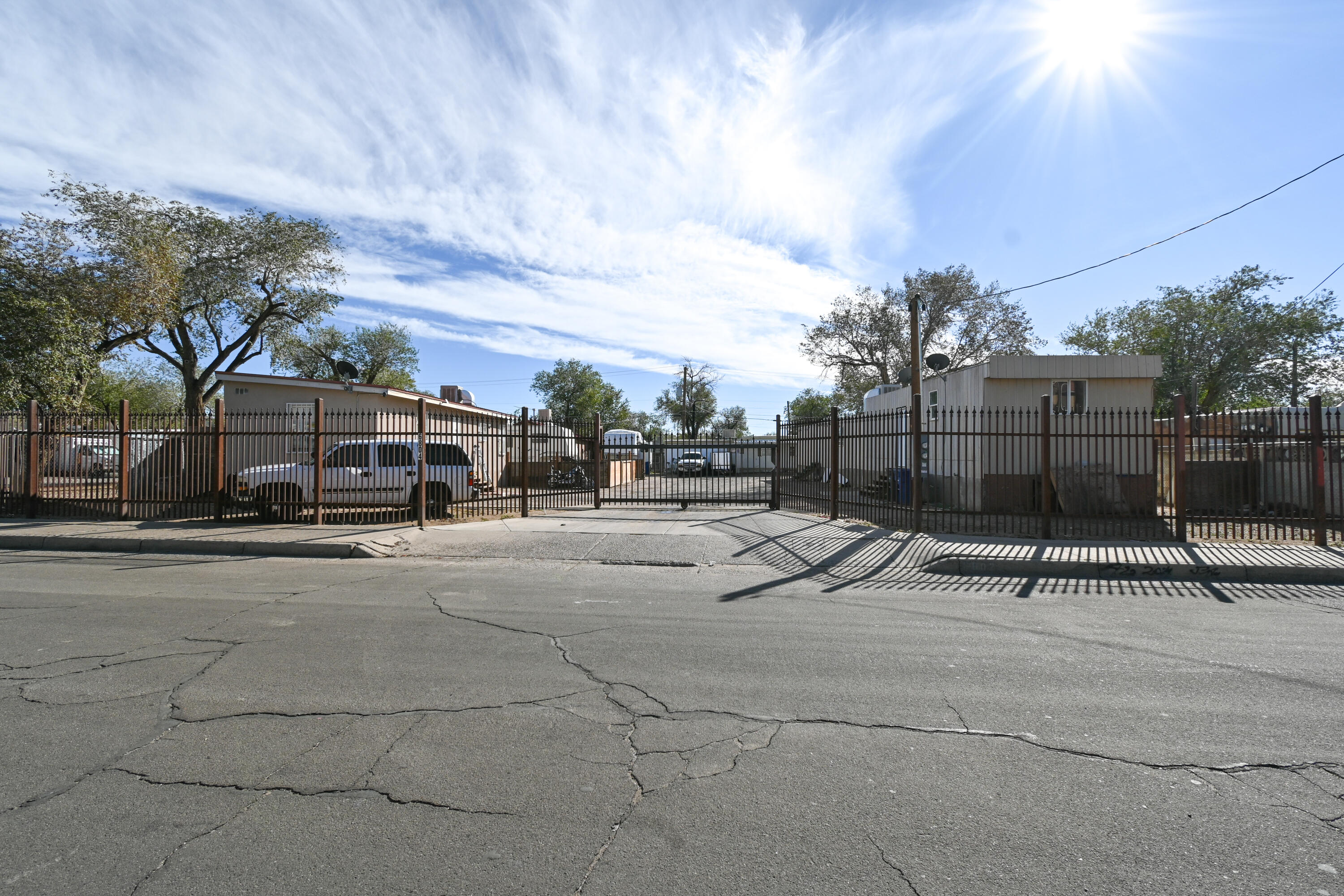 6802 COCHITI Road SE - Main Image