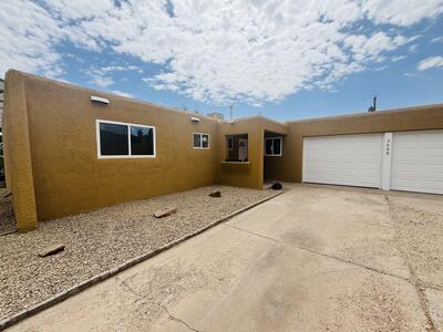 5608 DRAKE Avenue NW, Albuquerque