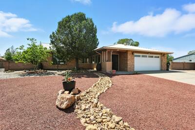 1833 CLEARWATER Loop NE, Rio Rancho 