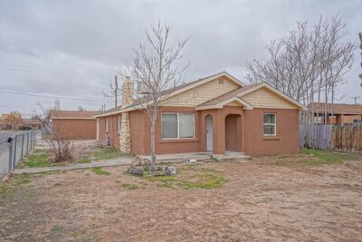 902 Aztec Road NW, Albuquerque 