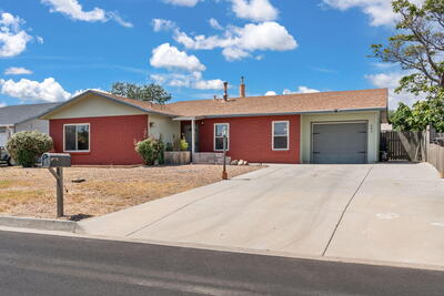685 POLARIS Boulevard SE, Rio Rancho