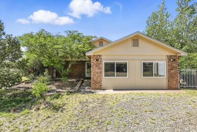 7 Puesta Del Sol Court, Edgewood