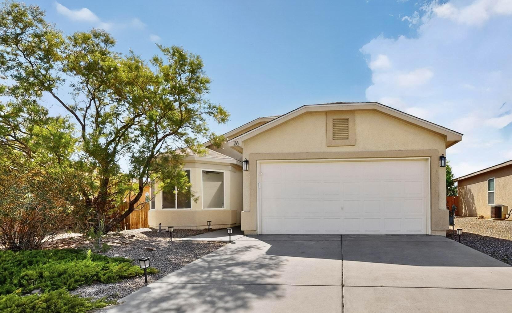 26 TOME VISTA Drive - Main Image
