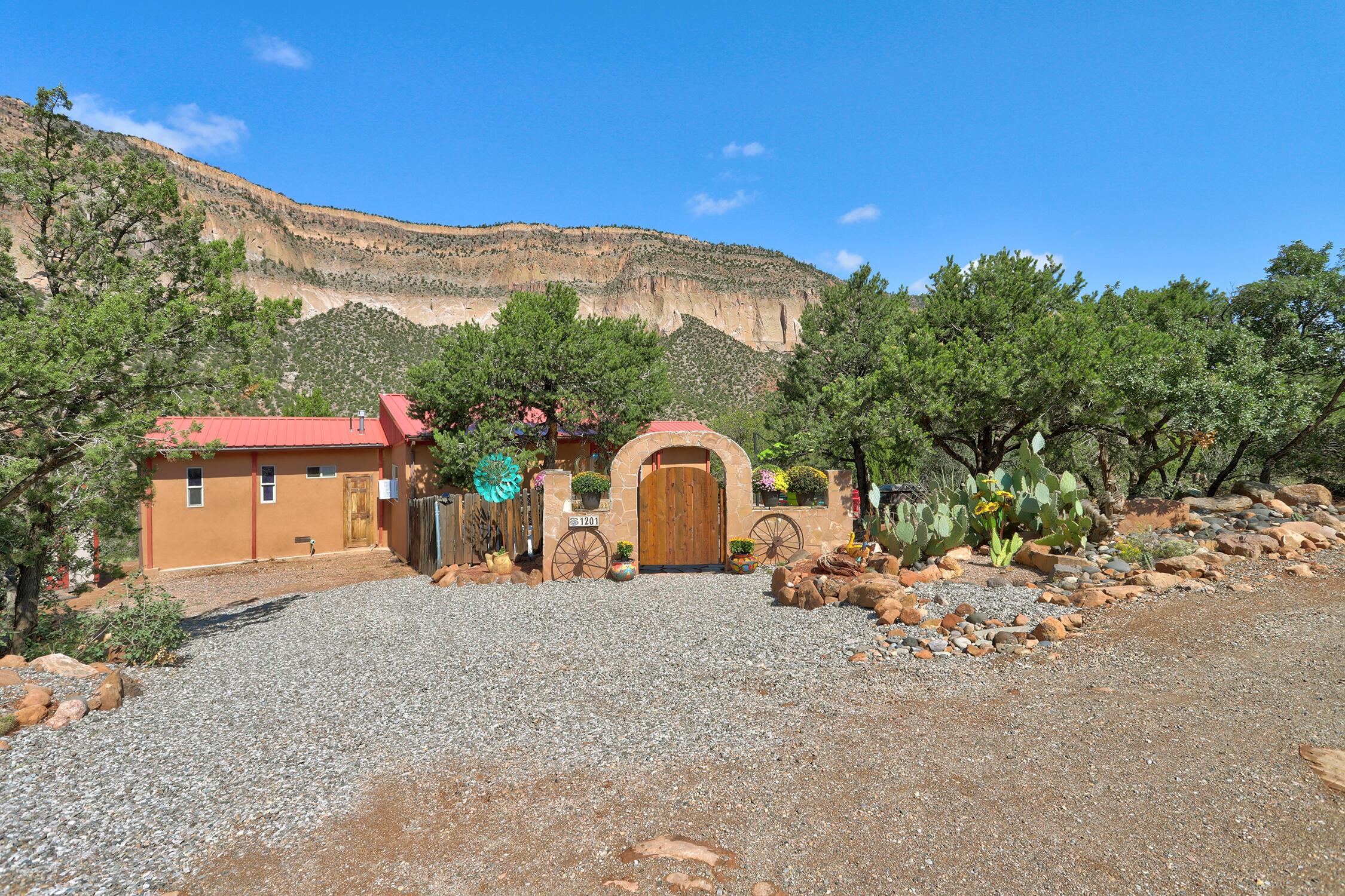1201 MADRID Road - Main Image