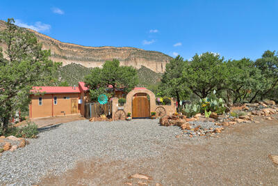 1201 MADRID Road, Jemez Springs 