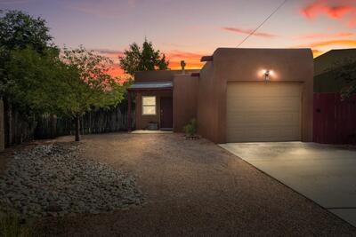 1141 HARRISON Road, Santa Fe
