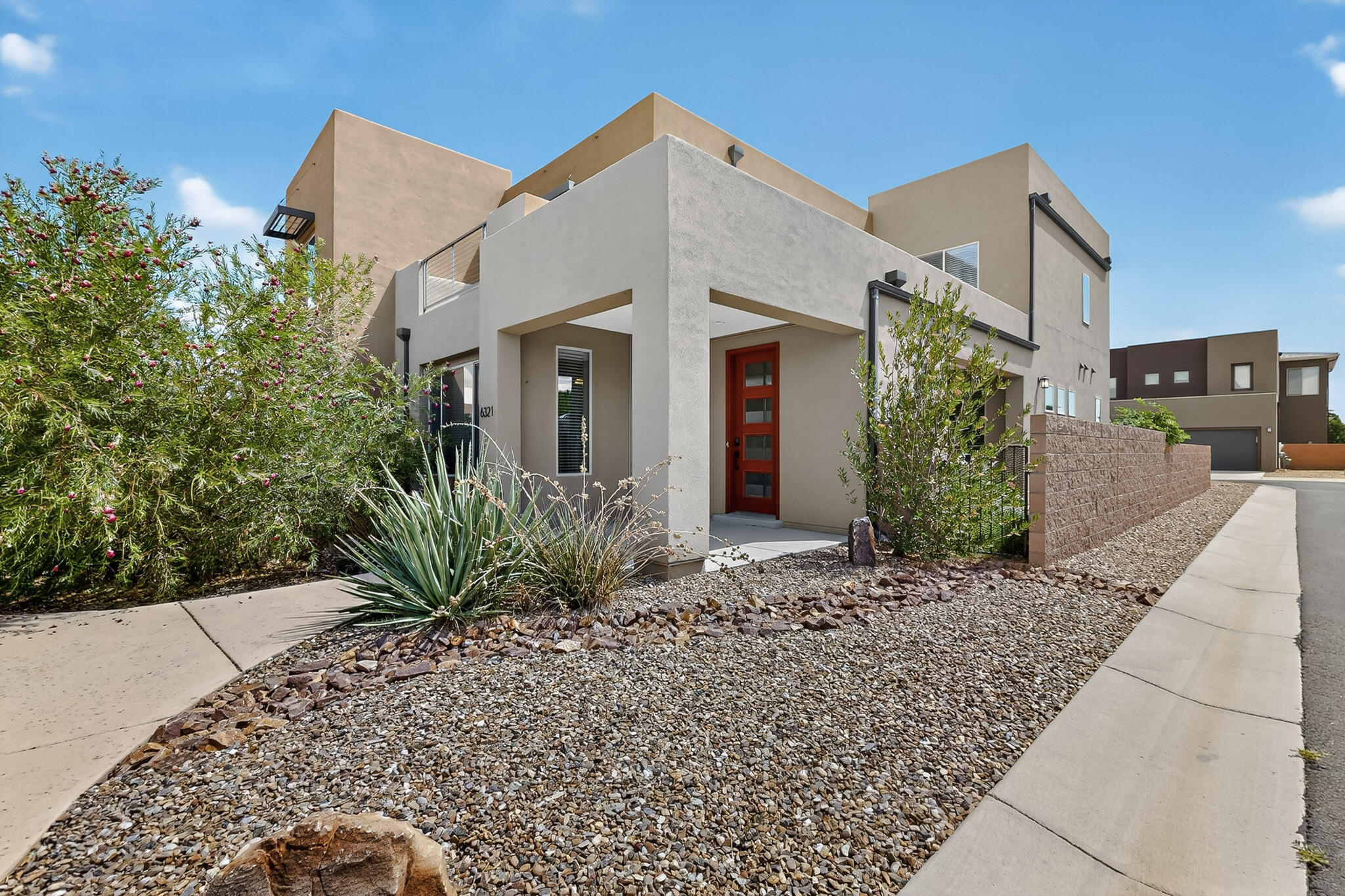 6321 VISTA DEL BOSQUE Drive - Main Image