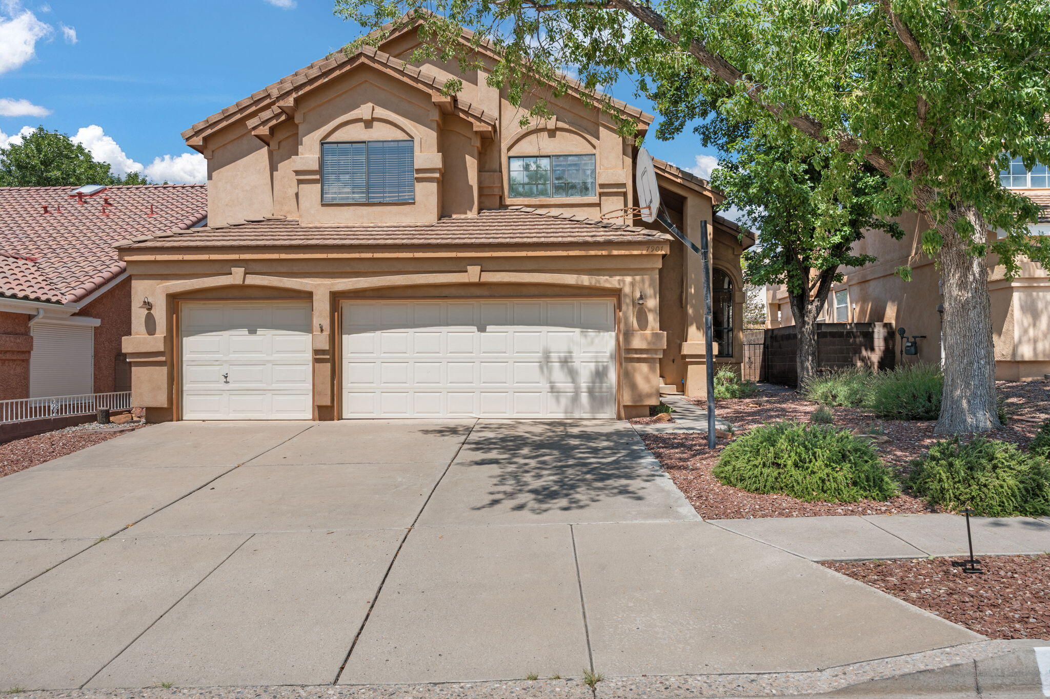7901 WILLIAM MOYERS Avenue NE - Main Image