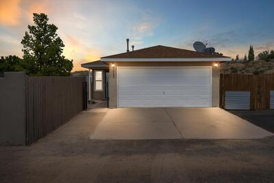 911 11TH Avenue NW, Rio Rancho
