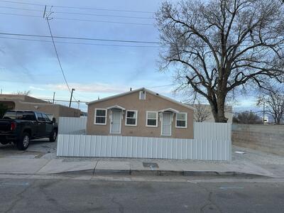 425 FITZGERALD Road NW, Albuquerque