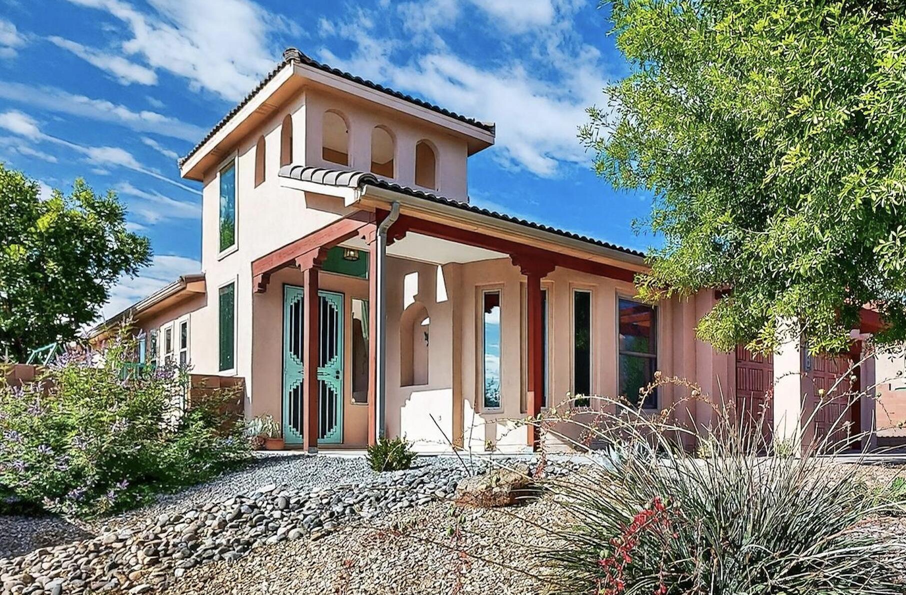 921 GUNPOWDER Court - Main Image
