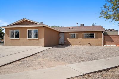 8600 KIMELA Court SW, Albuquerque