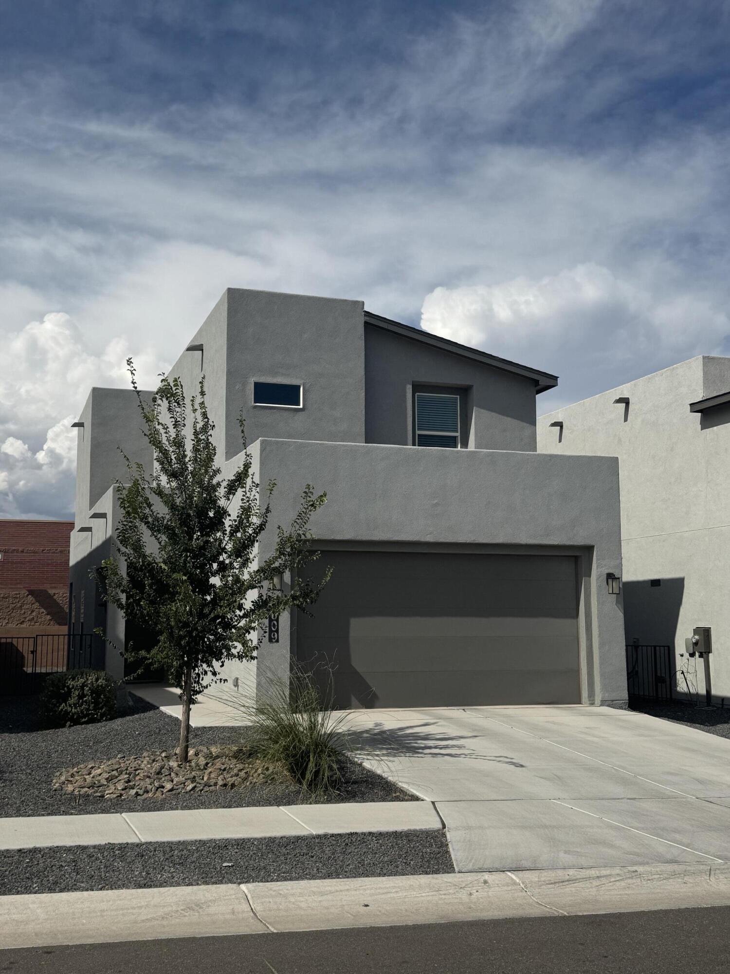9609 SAGE RANCH Court - Main Image