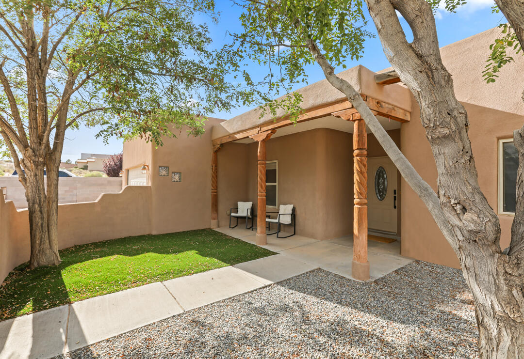 6111 LA PAZ Road NE - Main Image