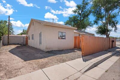 204 ABAJO Road SE, Albuquerque 